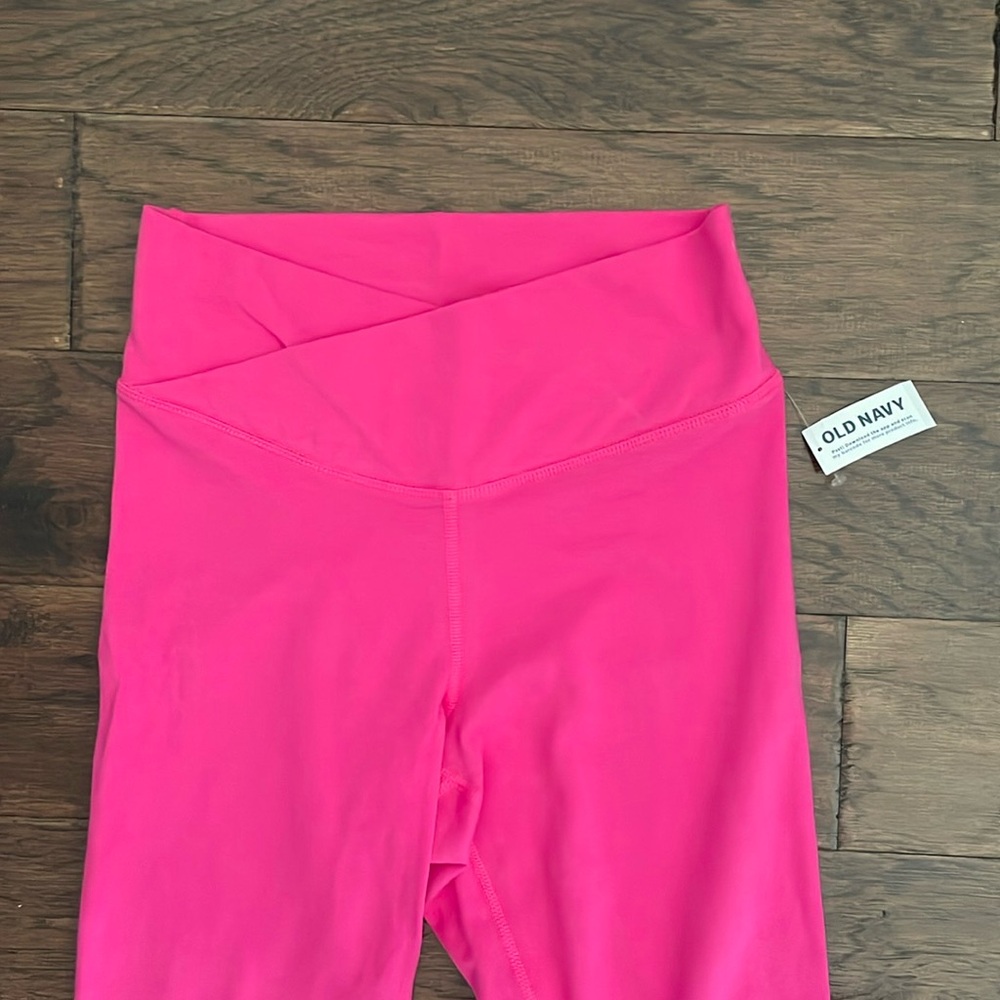 NWT Leggings